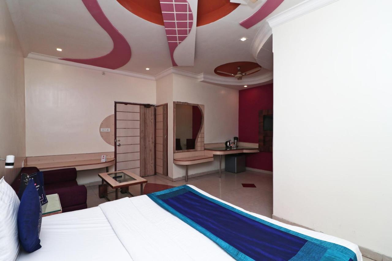 קאנפור Hotel Deep מראה חיצוני תמונה