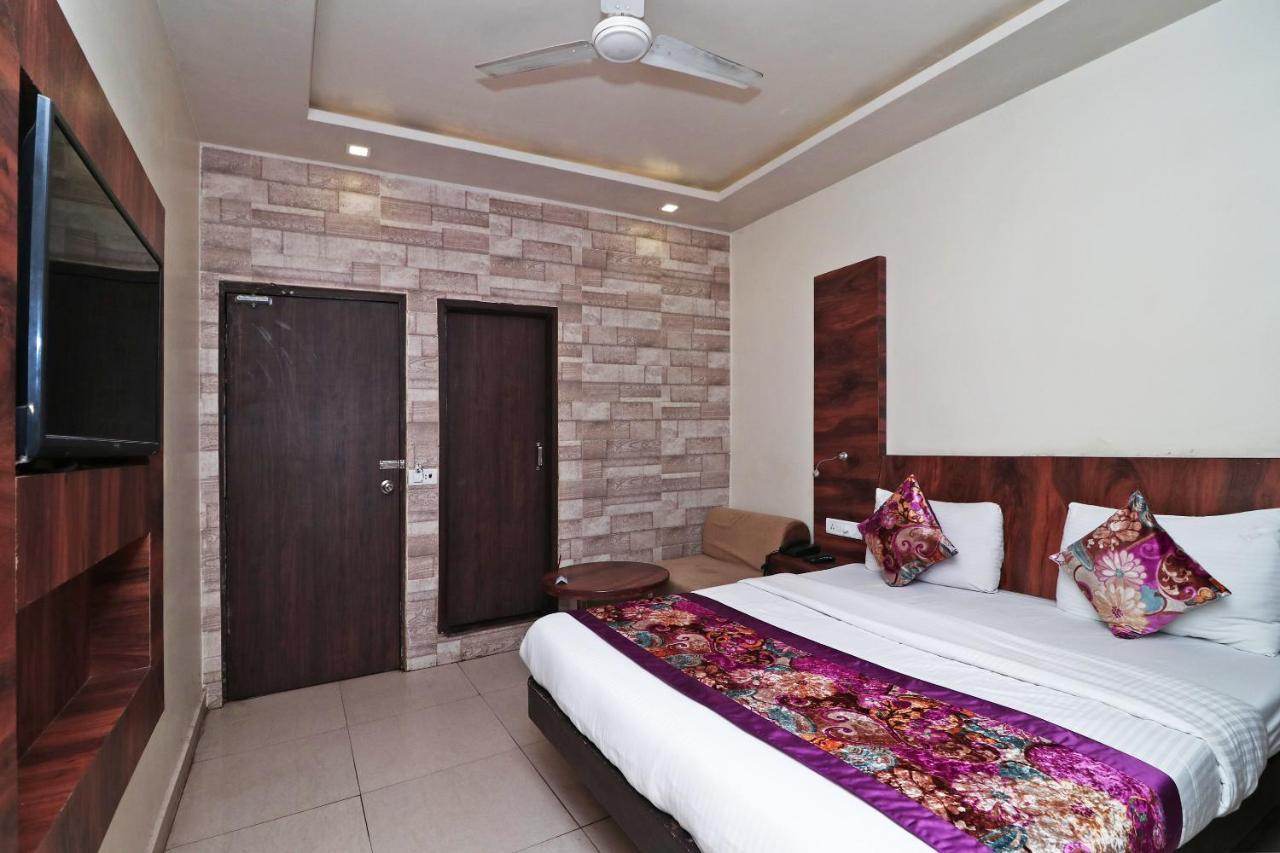 קאנפור Hotel Deep מראה חיצוני תמונה